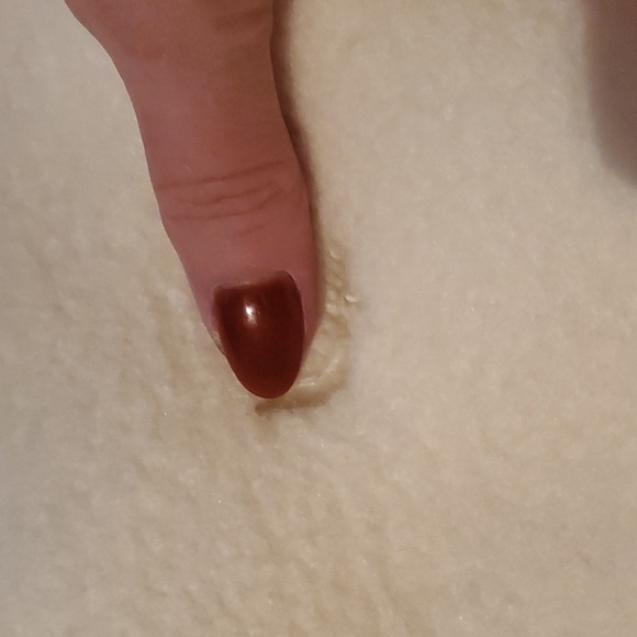 Vintage Satin Trimmed Binding Cream with Soft Floral Colored 74" x 82" Blanket - Picture 7 of 7